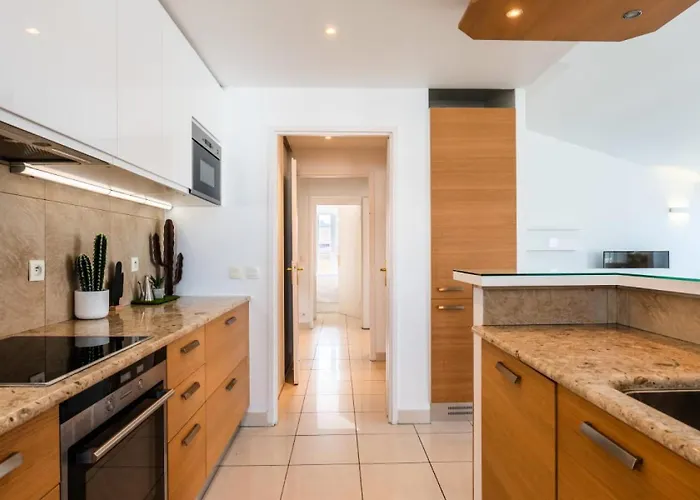 Residence Rare ! Rooftop 120M² 5Min A Pied Du Centre - Rare ! Rooftop 120M² 5Min A Pied Du Centre Mae-2643 Apartment Cannes